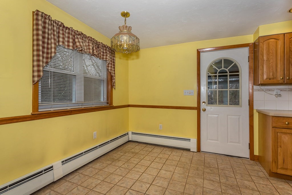 21 Gabriel Road Sharon, MA 02067 - Photo 8 of 21 Gallery Image 8