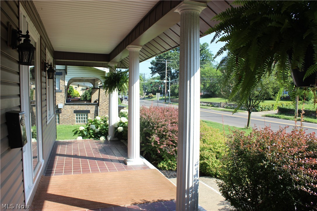 1317 Fulton Road Northwest Canton, OH 44703 - Photo 2 of 35 Gallery Image 2