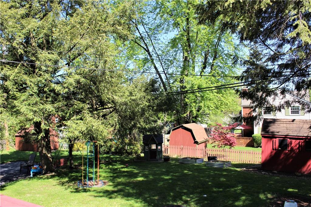 2023 Brookfield Road Pittsburgh, PA 15243 - Photo 20 of 21 a view of outdoor space and yard