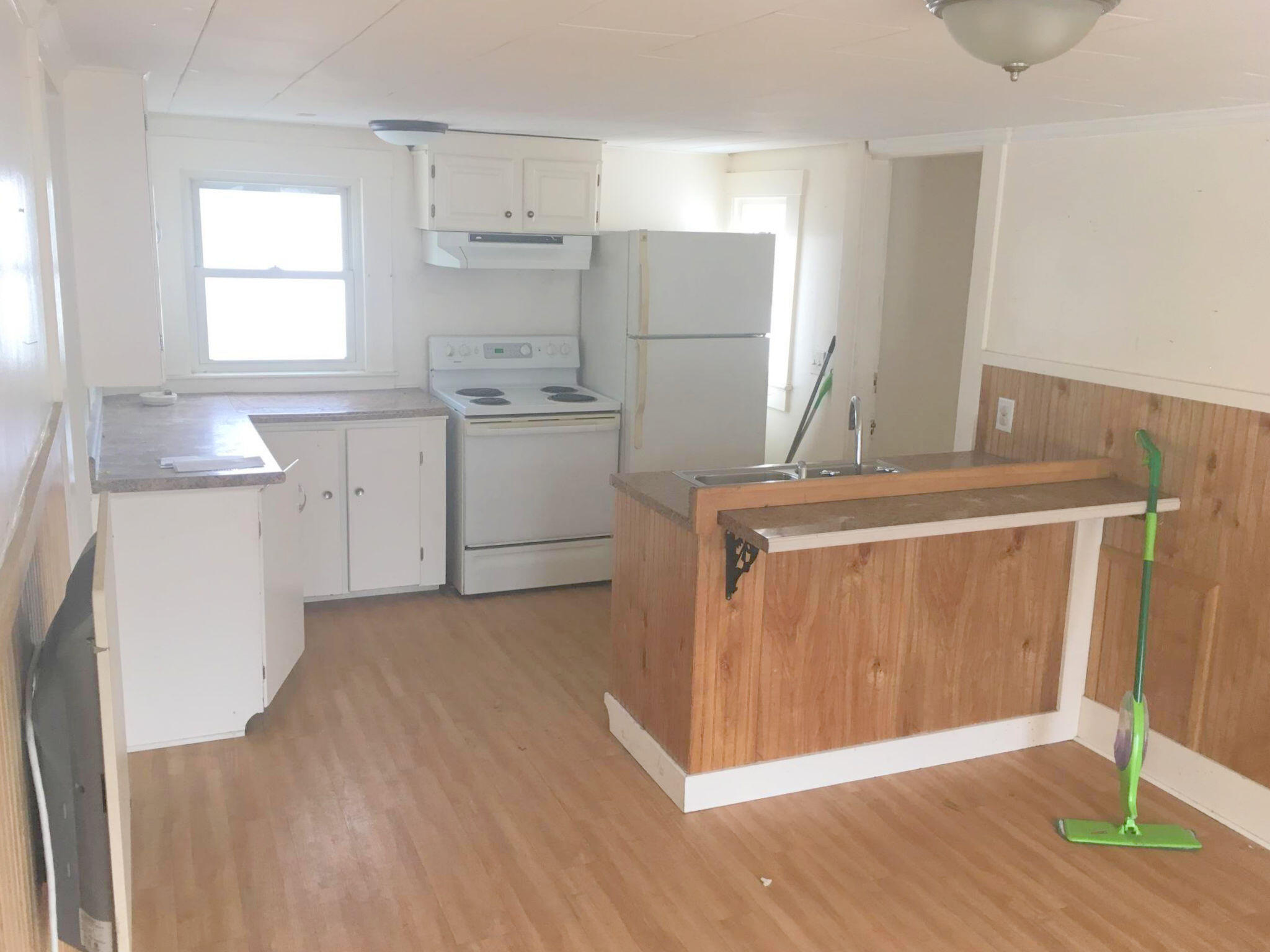 22 Pleasant Street Augusta, ME 04330 - Photo 15 of 20 Kitchen