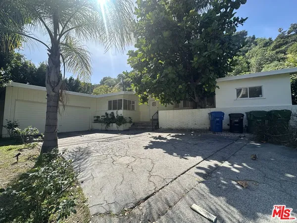$7,500 | 1555 San Ysidro Drive, Beverly Hills, CA 90210