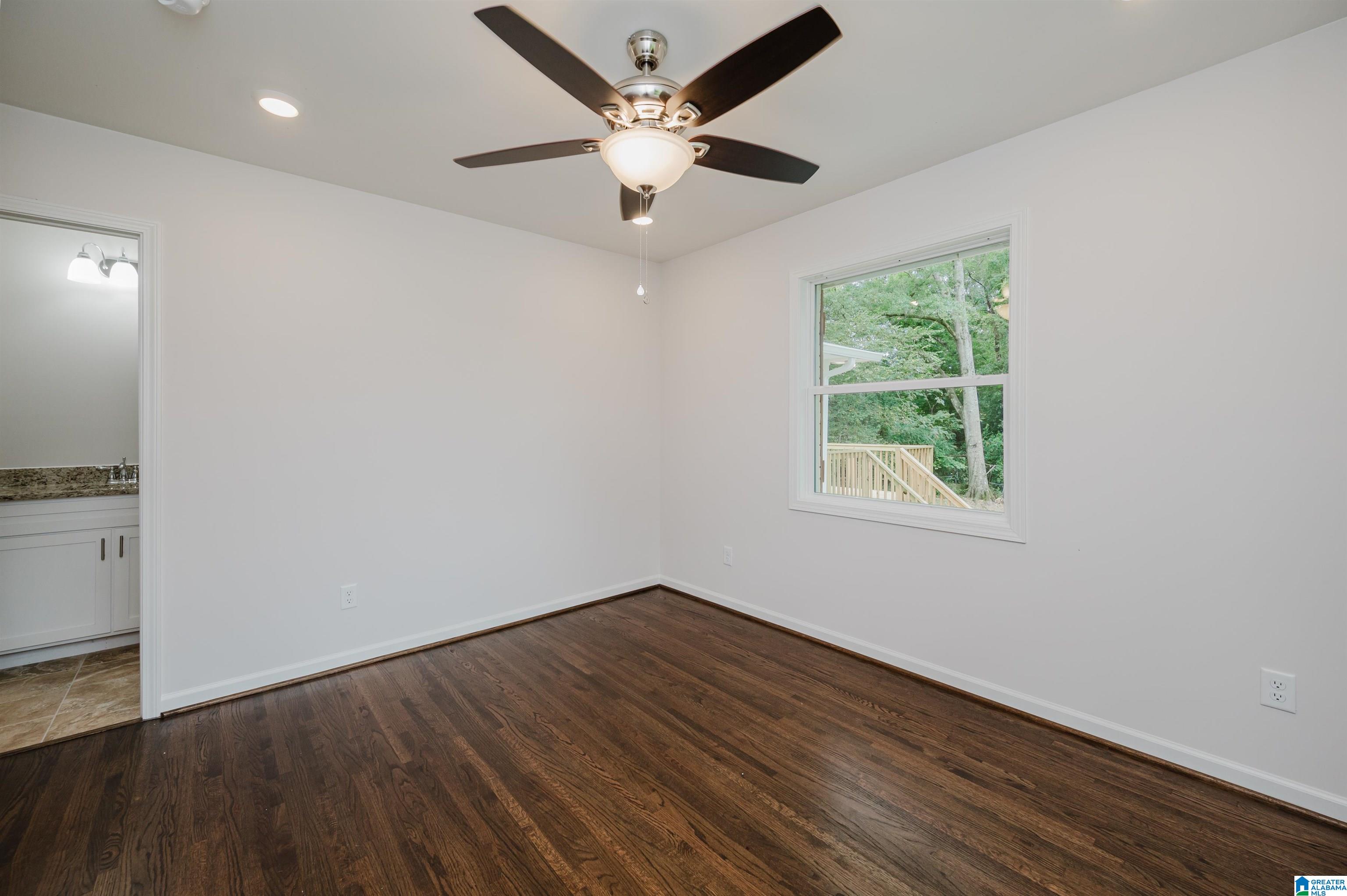 312 8th Street Southwest Alabaster, AL 35007 - Photo 17 of 43