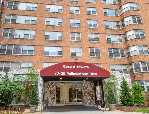 $548,000 | 70-25 Yellowstone Boulevard, Unit 2T | Forest Hills