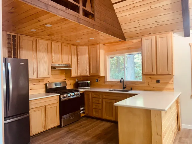 $349,900 | 711 Division Street, Eastlake, MI 49626