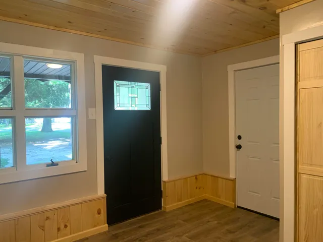 $349,900 | 711 Division Street, Eastlake, MI 49626