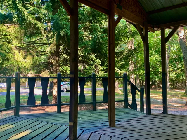 $349,900 | 711 Division Street, Eastlake, MI 49626