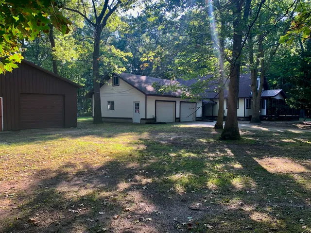 $349,900 | 711 Division Street, Eastlake, MI 49626