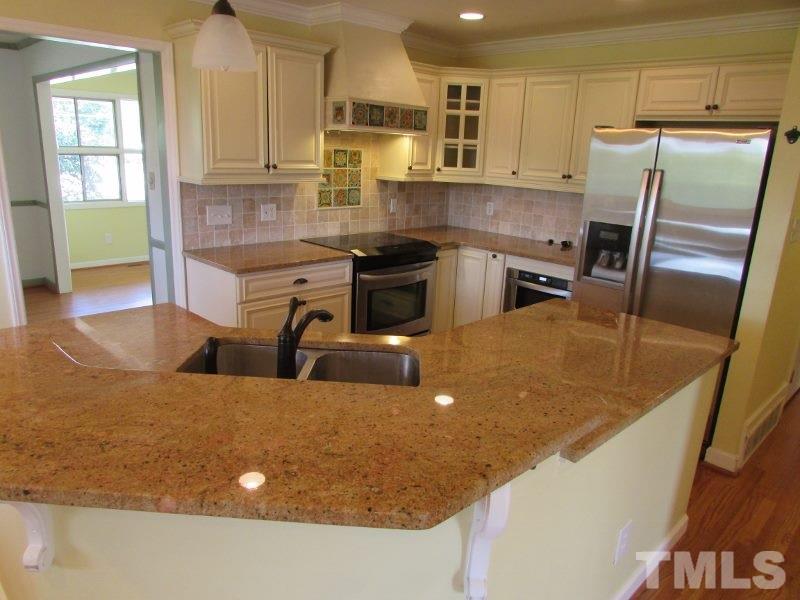 3844 Marsh Creek Road Raleigh, NC 27604 - Photo 6 of 25