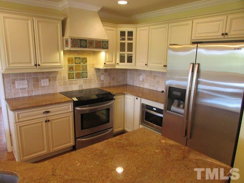 3844 Marsh Creek Road Raleigh, NC 27604 - Photo 9 of 25