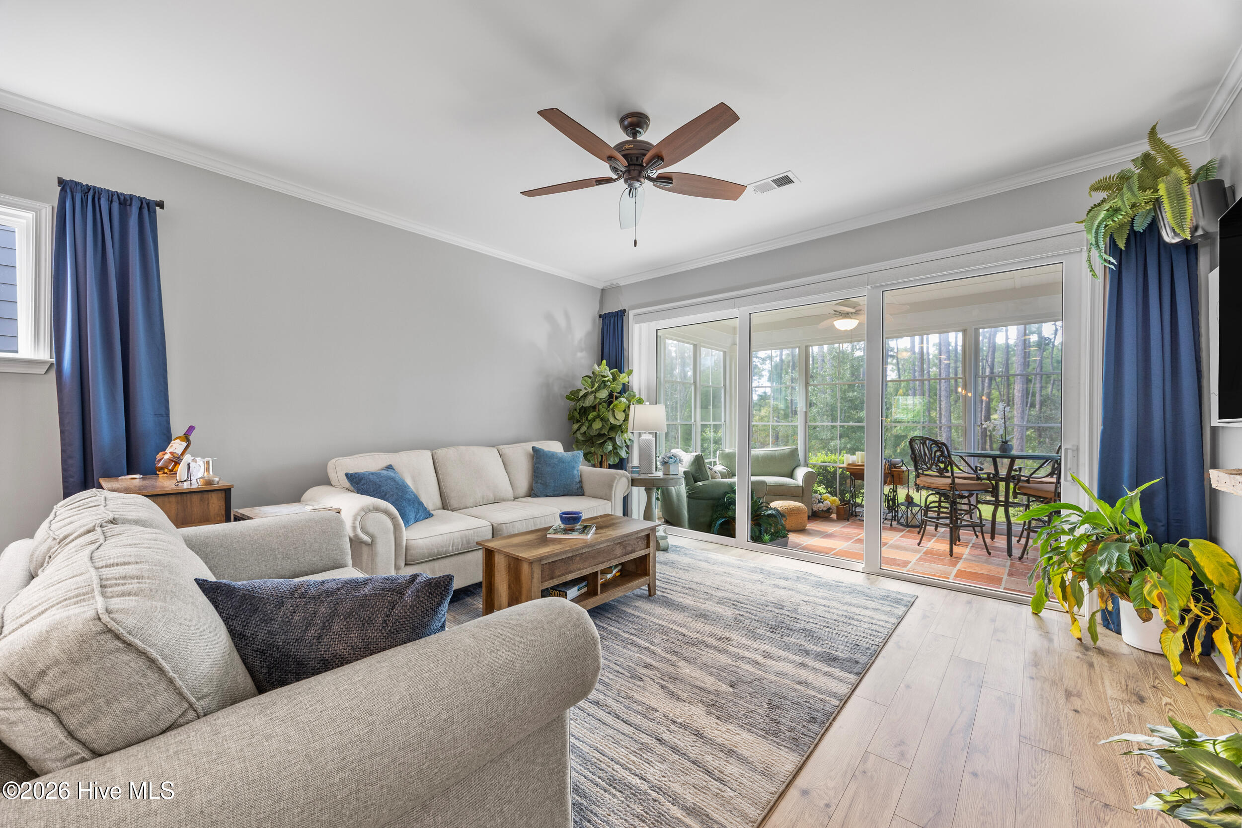 1140 Snowden Road Wilmington, NC 28412 - Photo 19 of 100 19_living room