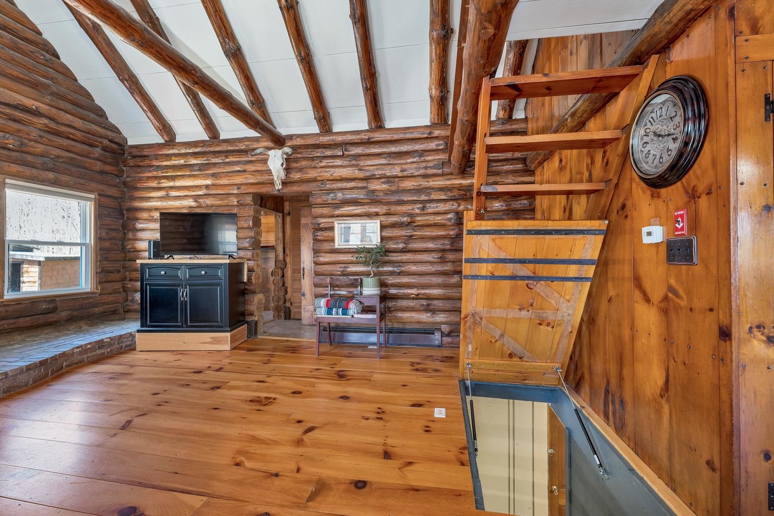 133 Thunder Road Franklin, NH 03235 - Photo 27 of 60 Gallery Image 27