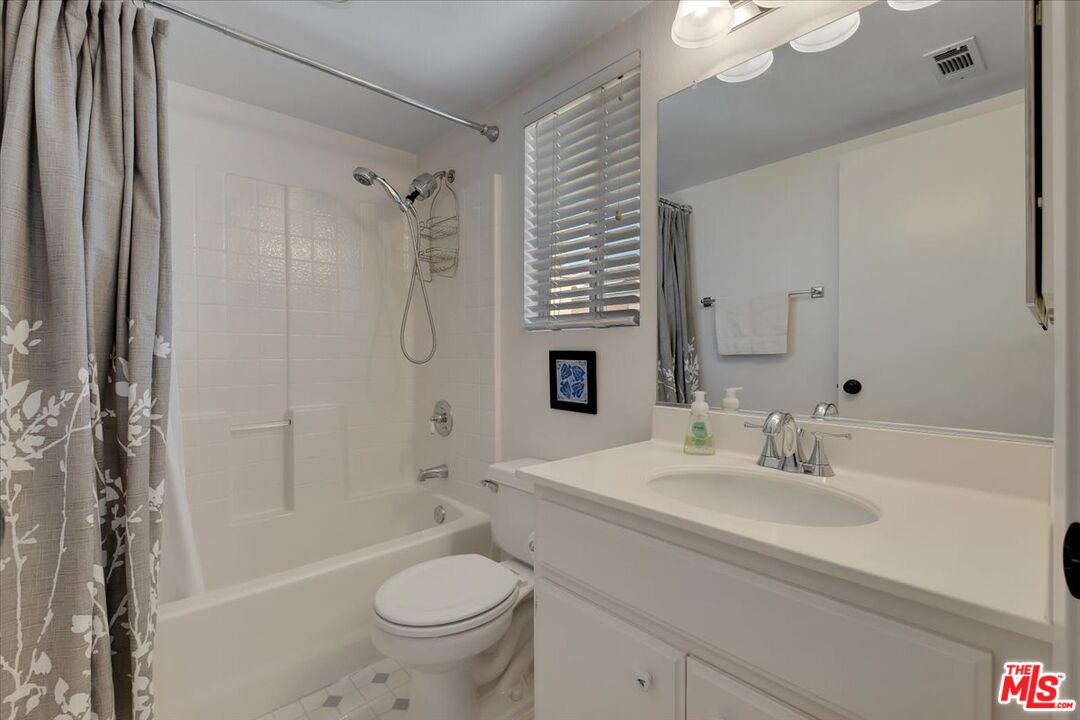 19 Rue Monet Foothill Ranch, CA 92610 - Photo 20 of 28 Gallery Image 20