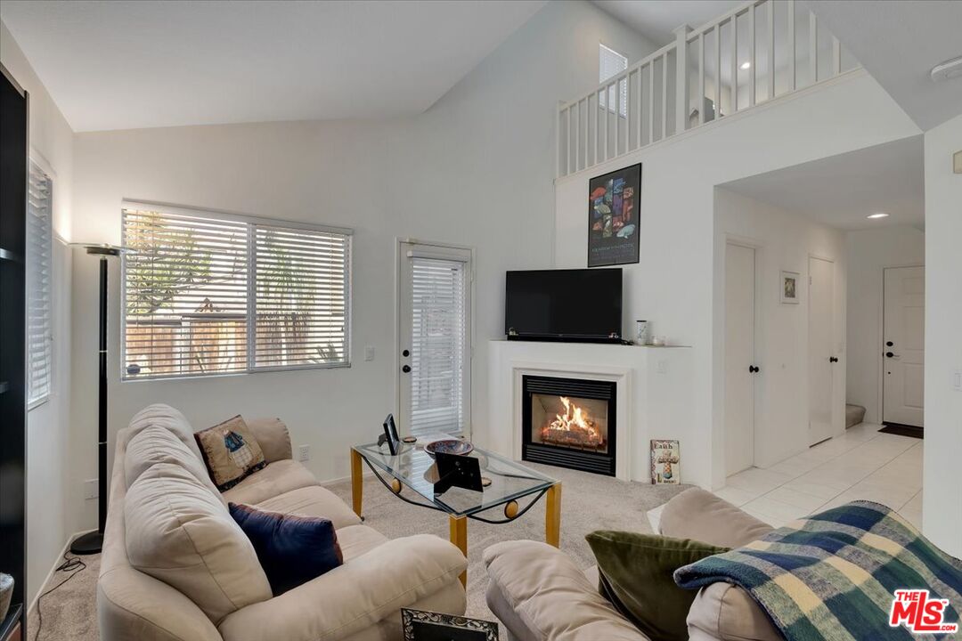 19 Rue Monet Foothill Ranch, CA 92610 - Photo 3 of 28 Gallery Image 3