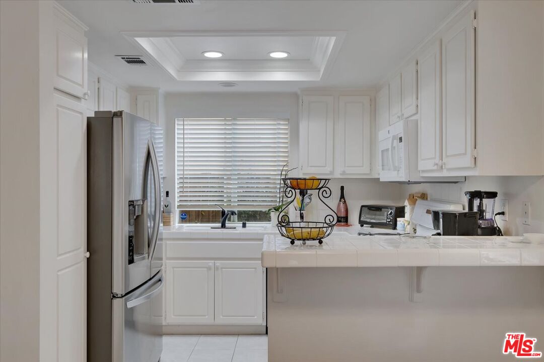19 Rue Monet Foothill Ranch, CA 92610 - Photo 10 of 28 Gallery Image 10