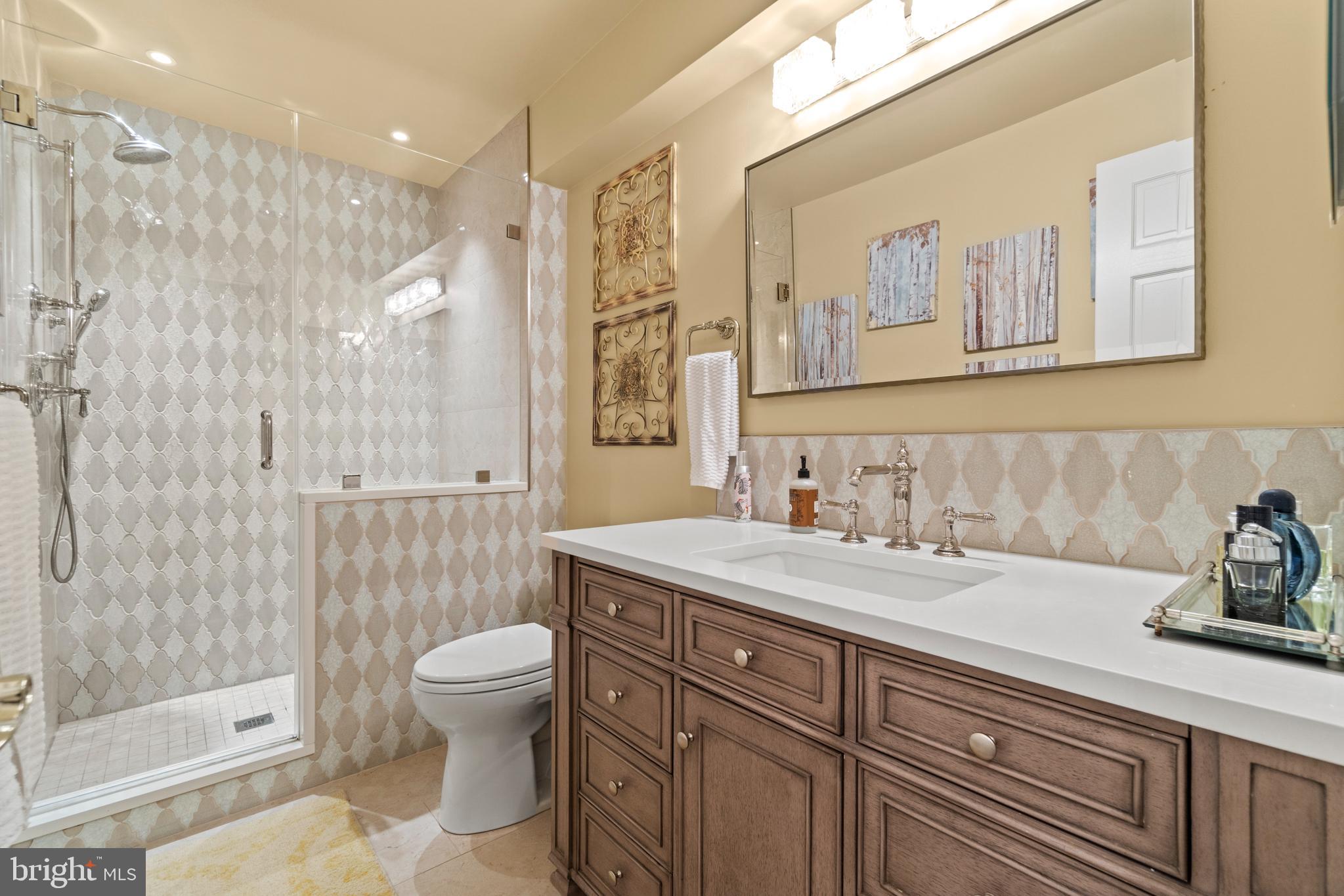 9901 Cable Drive Kensington, MD 20895 - Photo 18 of 37