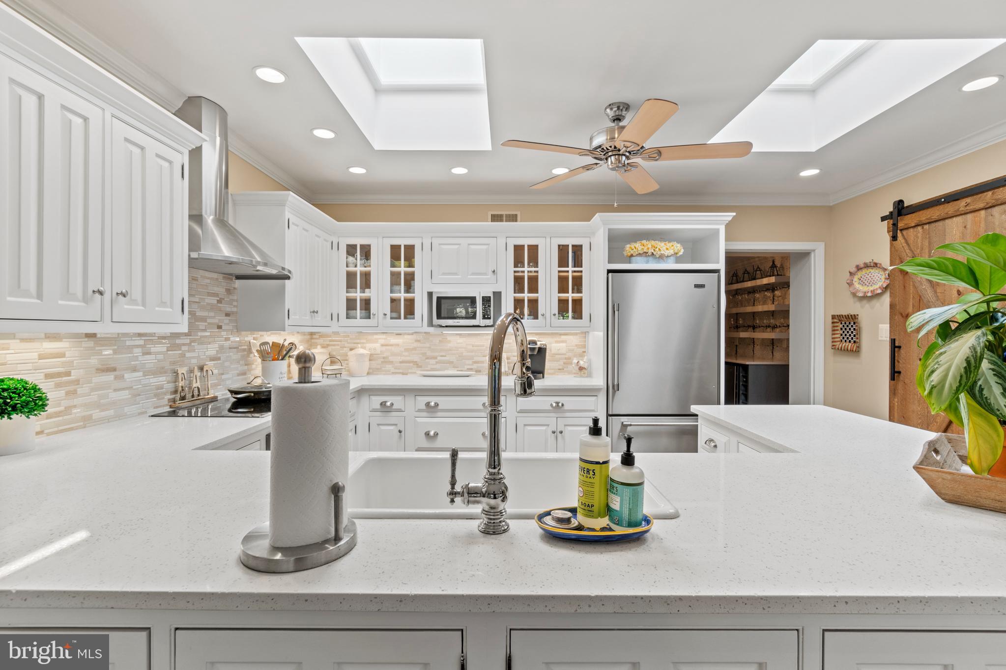 9901 Cable Drive Kensington, MD 20895 - Photo 10 of 37