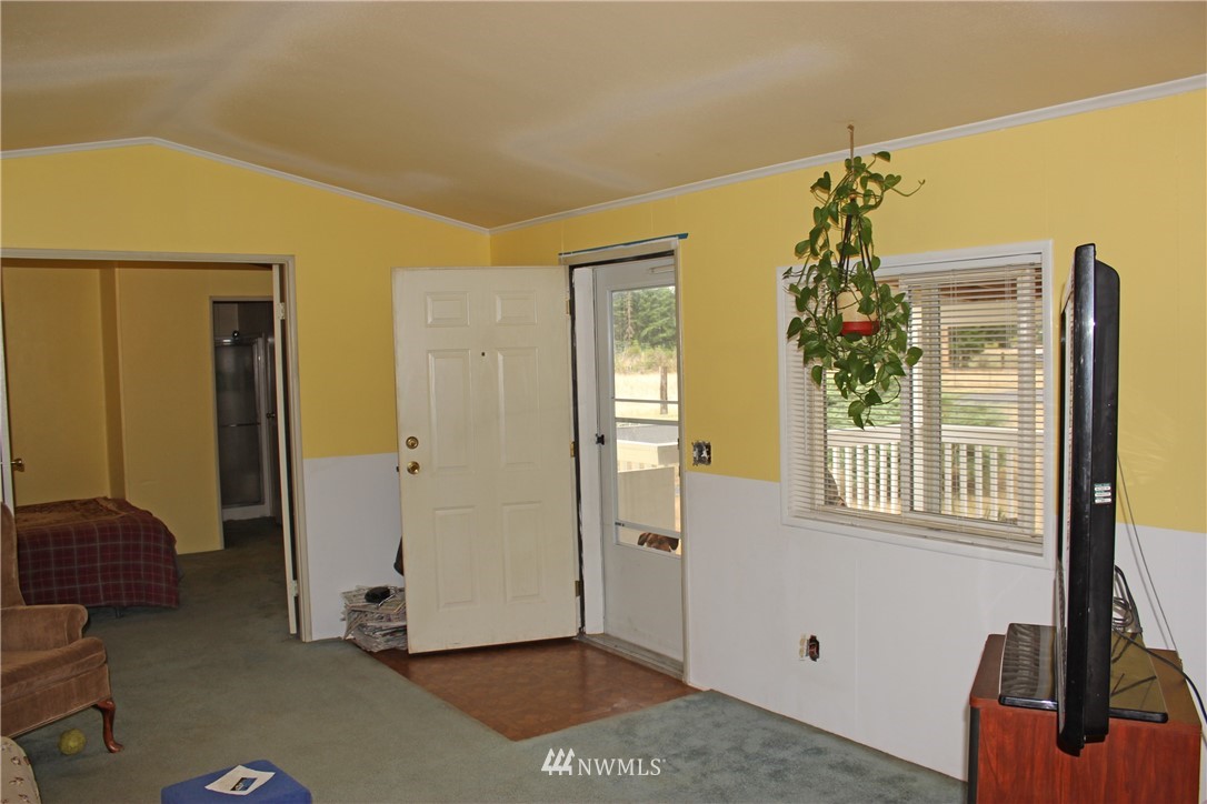 18042 Sargent Road Southwest, Unit 3 Rochester, WA 98579 - Photo 13 of 25