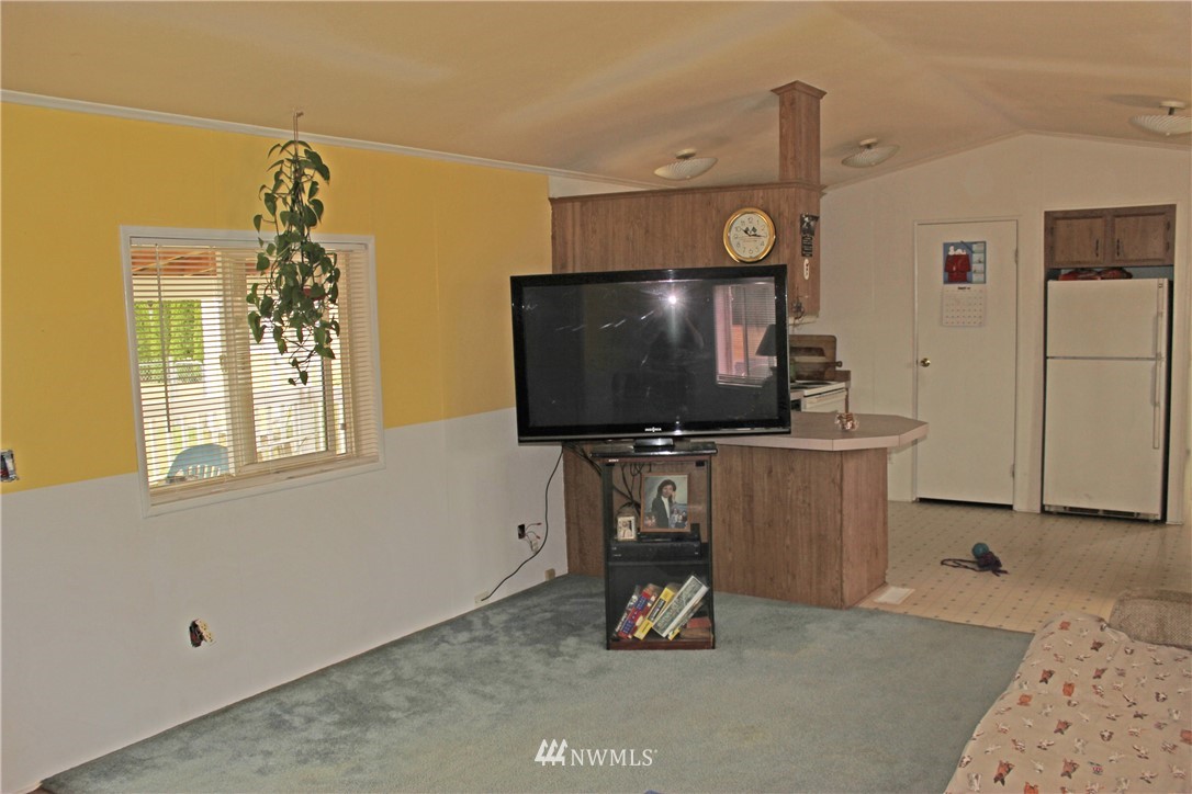 18042 Sargent Road Southwest, Unit 3 Rochester, WA 98579 - Photo 14 of 25