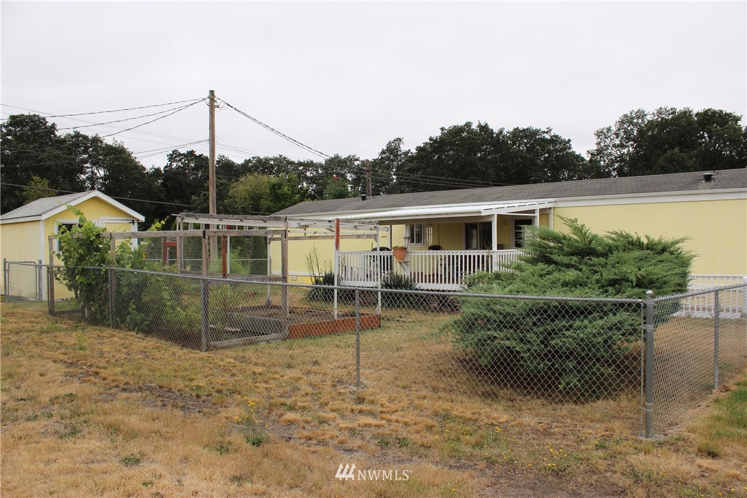 18042 Sargent Road Southwest, Unit 3 Rochester, WA 98579 - Photo 20 of 25