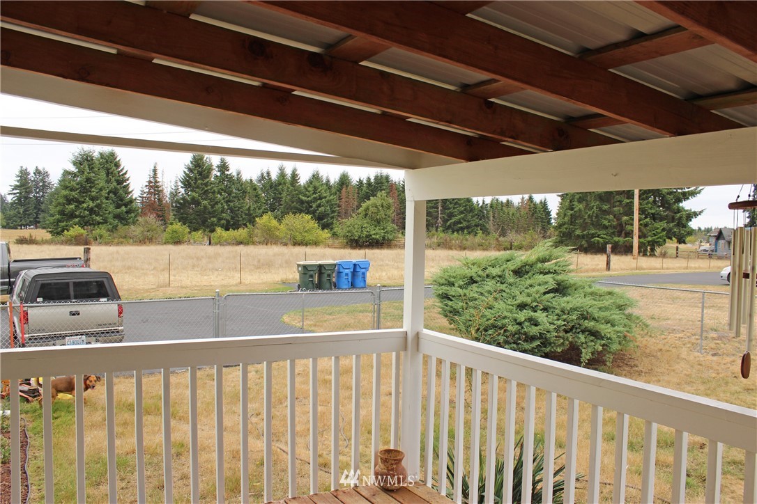 18042 Sargent Road Southwest, Unit 3 Rochester, WA 98579 - Photo 6 of 25