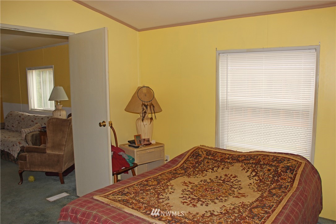 18042 Sargent Road Southwest, Unit 3 Rochester, WA 98579 - Photo 9 of 25