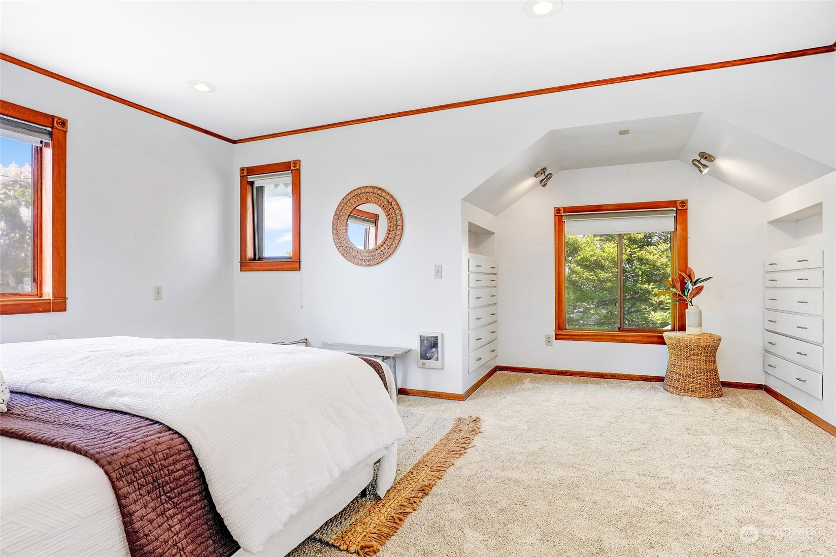 2347 North 60th Street Seattle, WA 98103 - Photo 15 of 37 Gallery Image 15