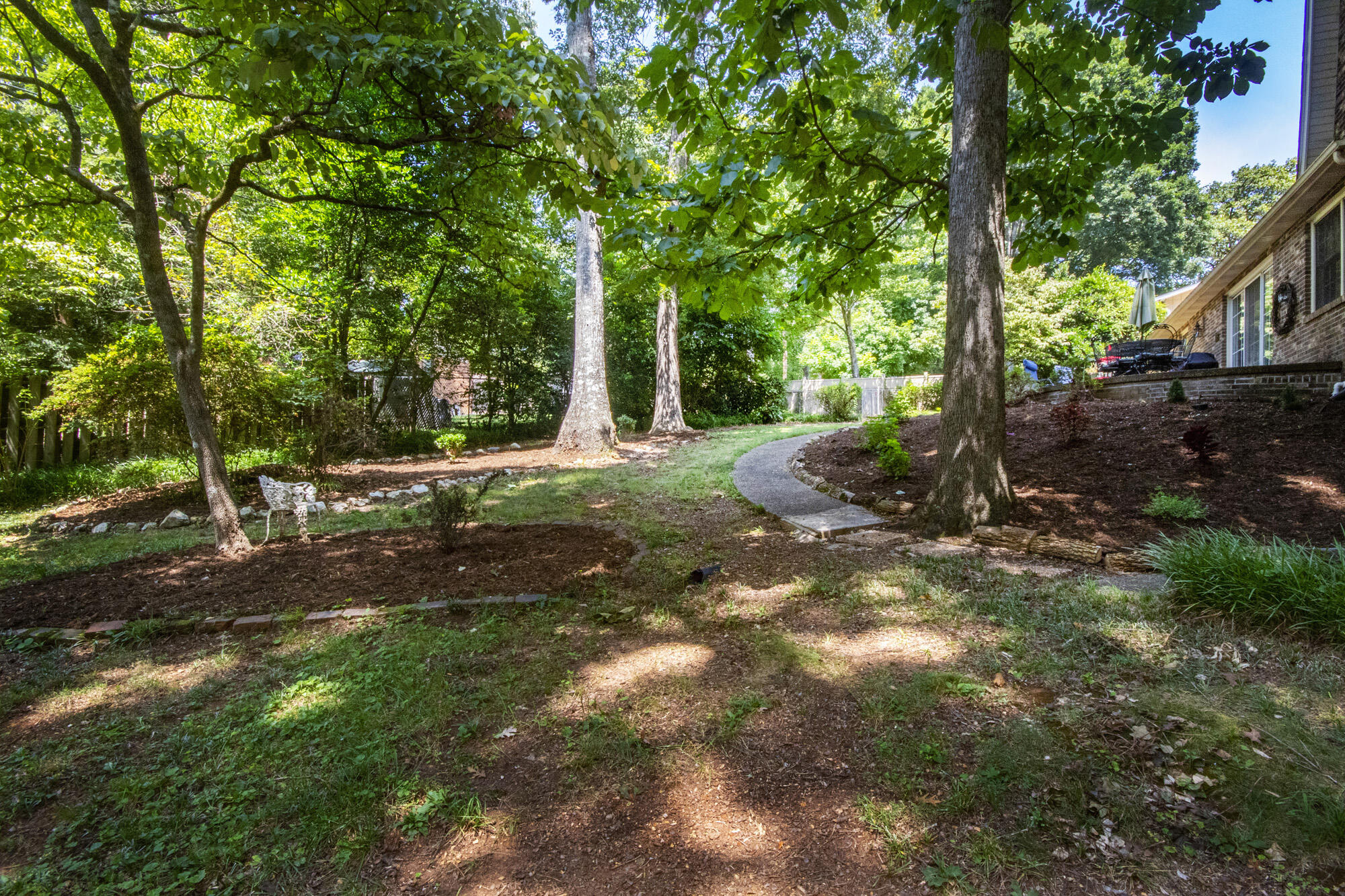 7913 Whitcomb Road Powell, TN 37849 - Photo 33 of 37 D903A09E-C1E8-40BE-B99E-6175D0151040