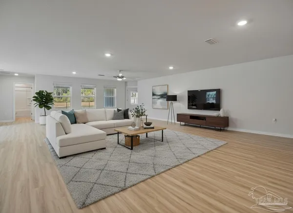 $375,000 | 4010 Whitetail Lane, Pensacola, FL 32526