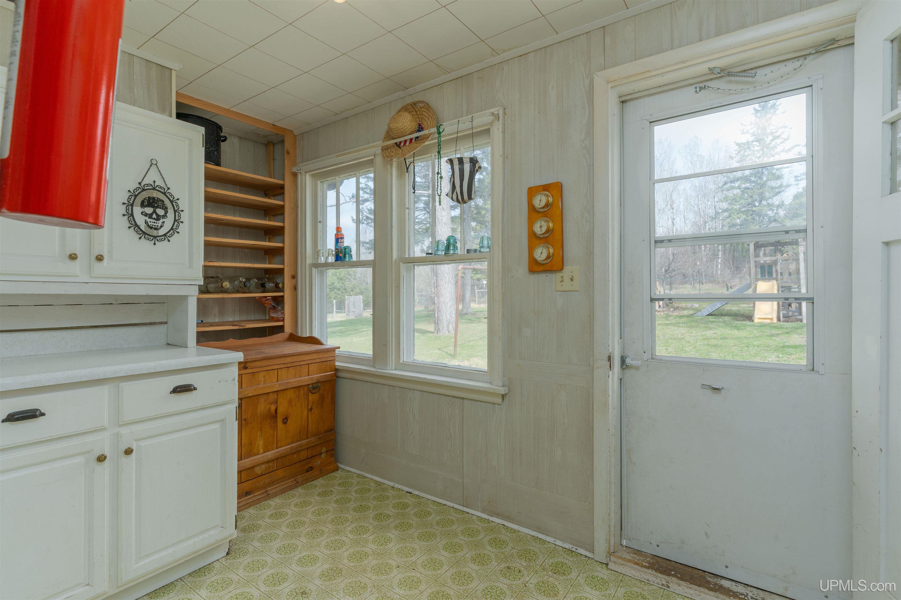 645 East Hunter Road Iron River, MI 49935 - Photo 26 of 37