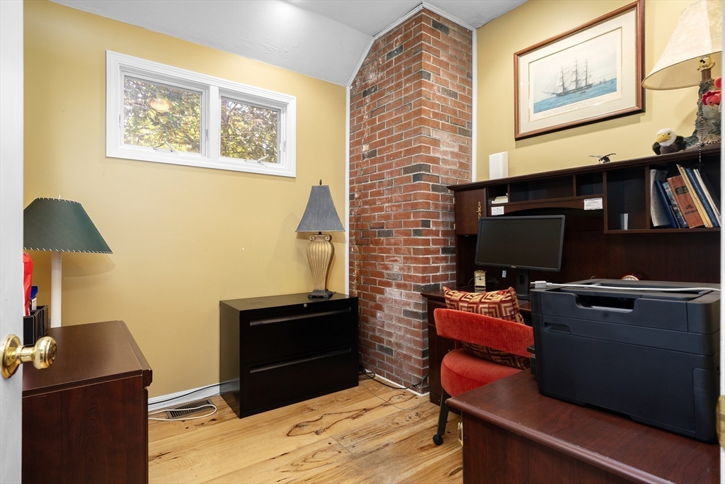 2 Langlee Road Hingham, MA 02043 - Photo 17 of 32