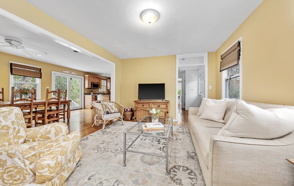 2 Langlee Road Hingham, MA 02043 - Photo 8 of 32