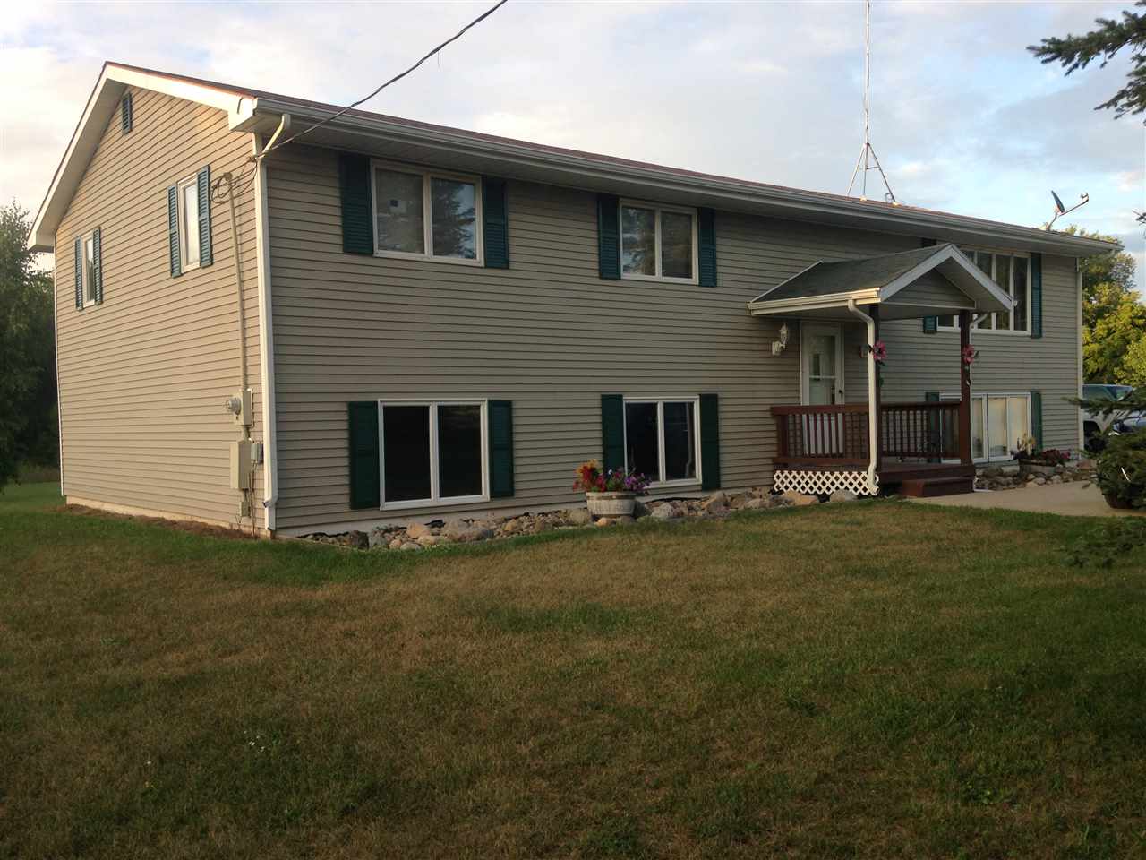 10200 West Jackson Road Elwell, MI 48832 - Photo 1 of 37 1851584.JPG