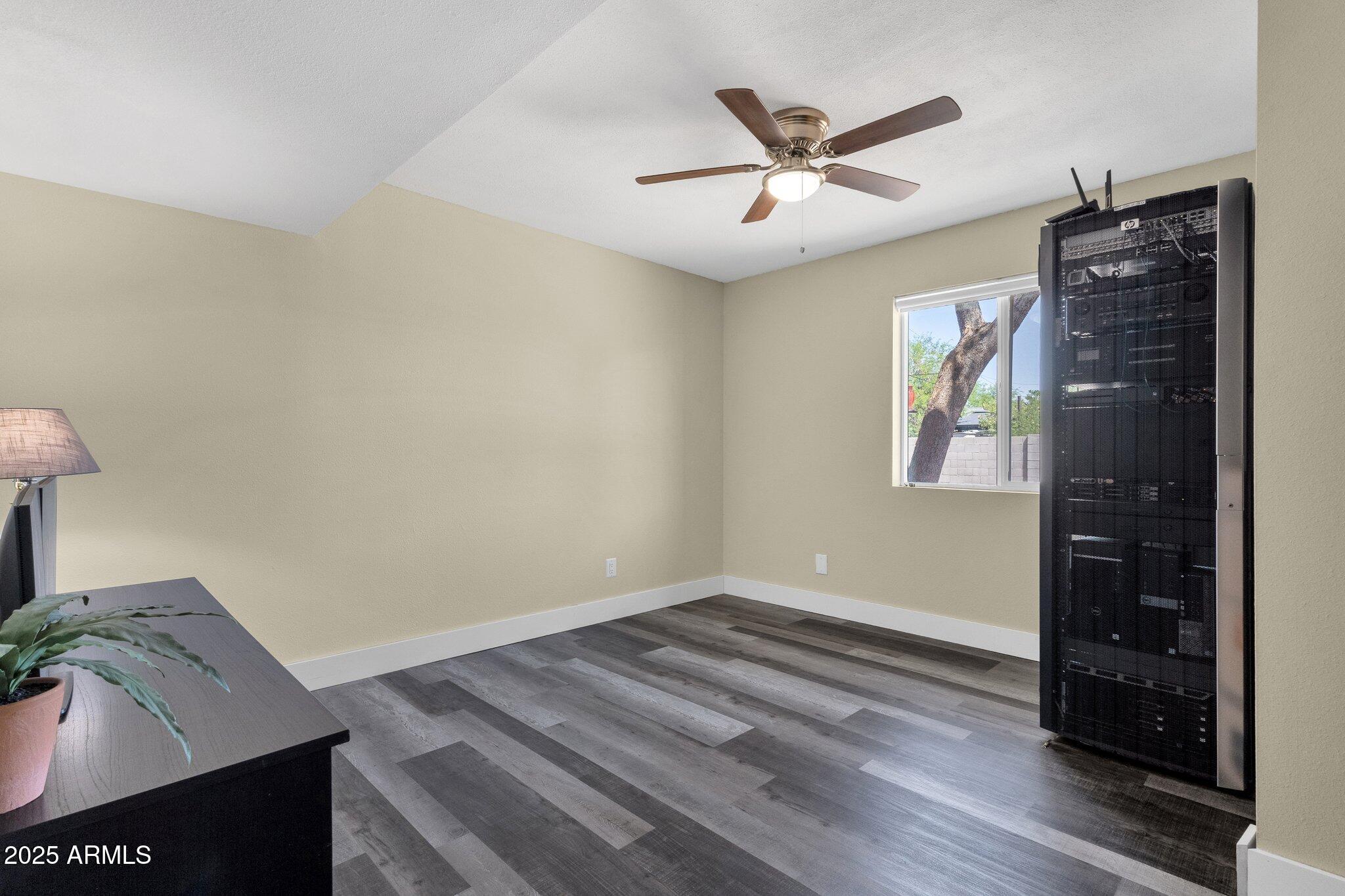 3116 West Calavar Road Phoenix, AZ 85053 - Photo 22 of 30 Bedroom 4