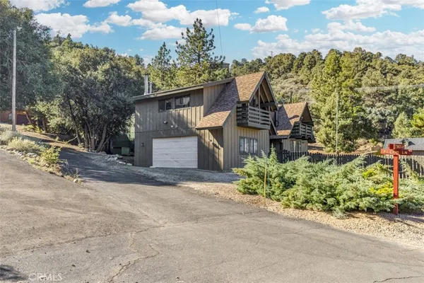 $414,999 | 1809 Pioneer Way, Pine Mountain Club, CA 93222