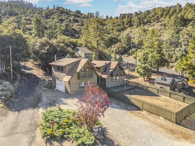 $435,000 | 1809 Pioneer Way, Pine Mountain Club, CA 93222