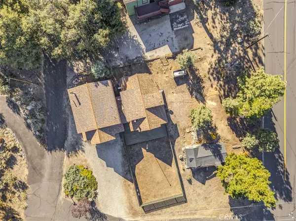 $414,999 | 1809 Pioneer Way, Pine Mountain Club, CA 93222