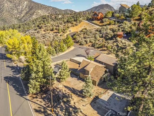 $435,000 | 1809 Pioneer Way, Pine Mountain Club, CA 93222