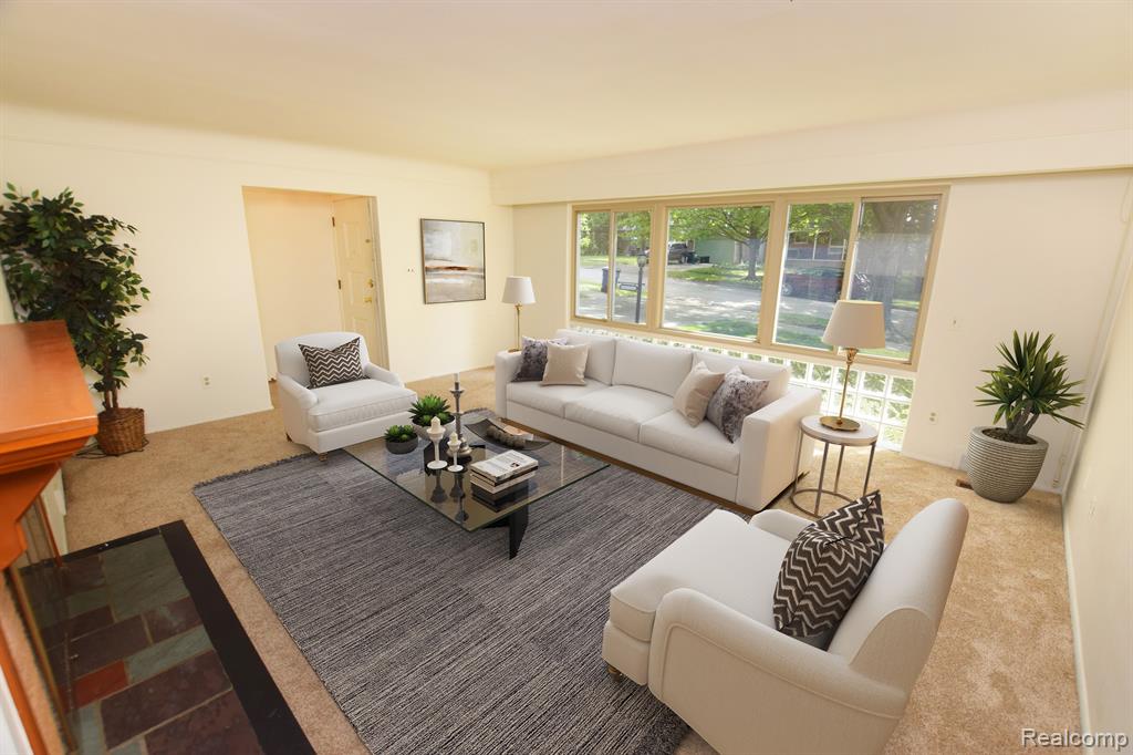 2114 Needham Road Ann Arbor, MI 48104 - Photo 2 of 26