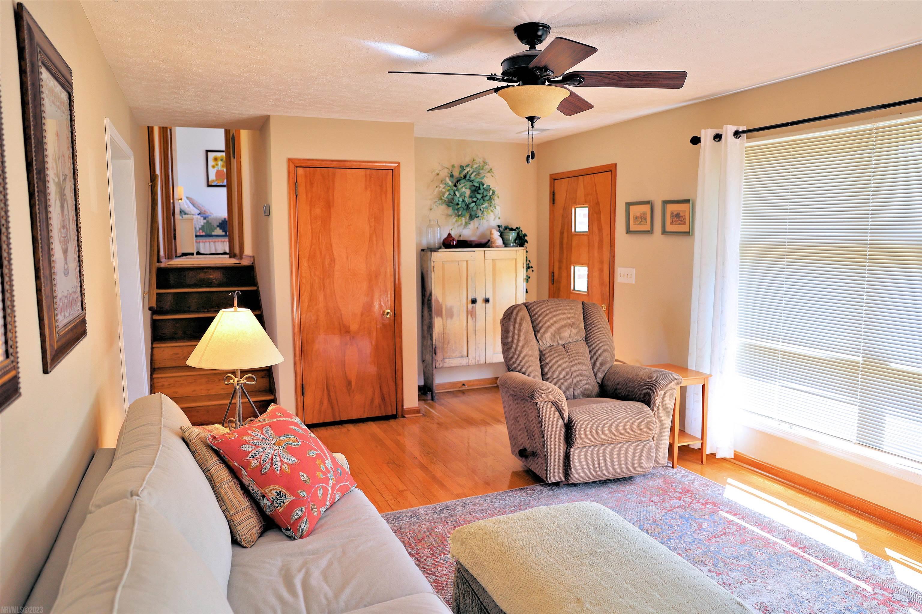 7826 Brandon Road Radford, VA 24141 - Photo 10 of 44 Gallery Image 10