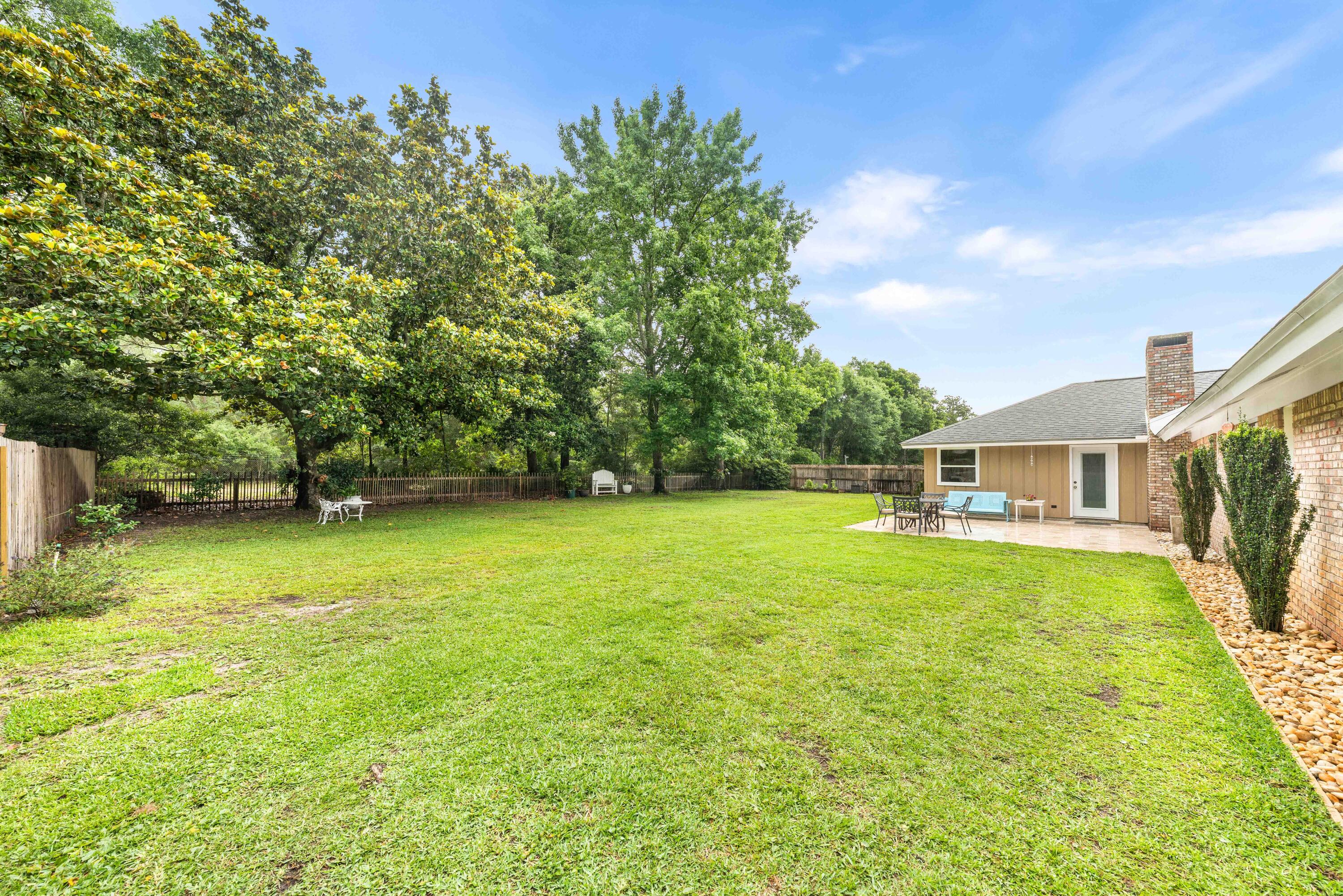 69 Country Club Road Shalimar, FL 32579 - Photo 52 of 53 69 Country Club-55
