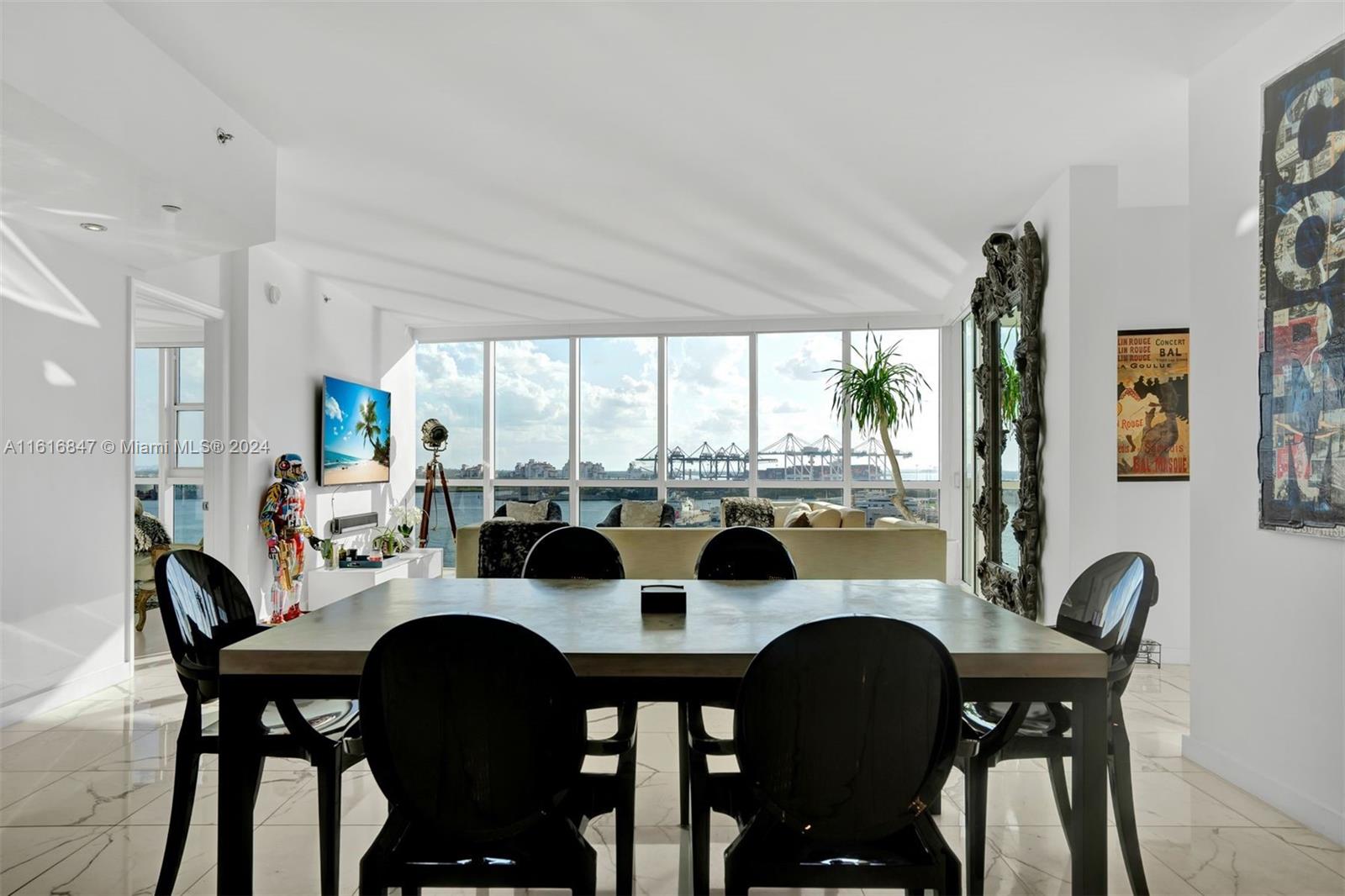 400 Alton Road, Unit 1001 Miami Beach, FL 33139 - Photo 4 of 37 Gallery Image 4