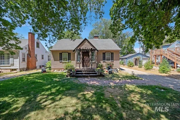 $320,000 | 267 Pierce Street, Twin Falls, ID 83301