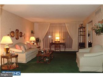 80 Lempa Road Holland, PA 18966 - Photo 3 of 12 Living Room