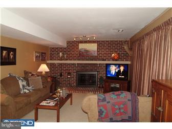 80 Lempa Road Holland, PA 18966 - Photo 6 of 12 Family Room