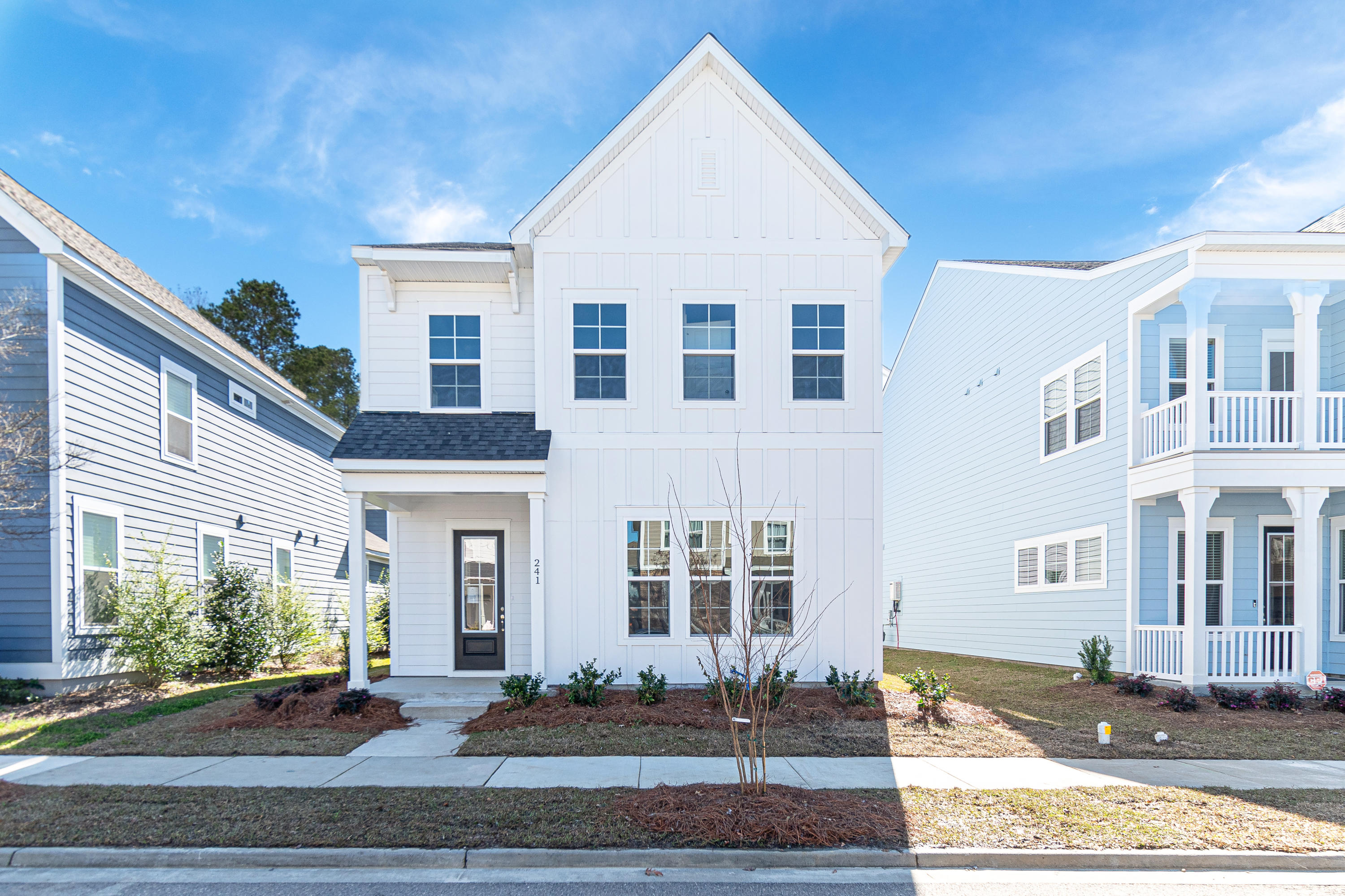 241 Ribbon Road Summerville, SC 29483 - Photo 1 of 12 241 Ribbon