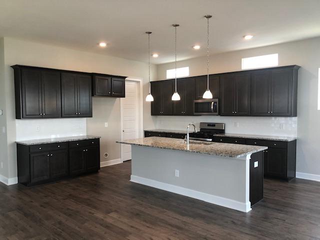 241 Ribbon Road Summerville, SC 29483 - Photo 2 of 12 340 kitchen
