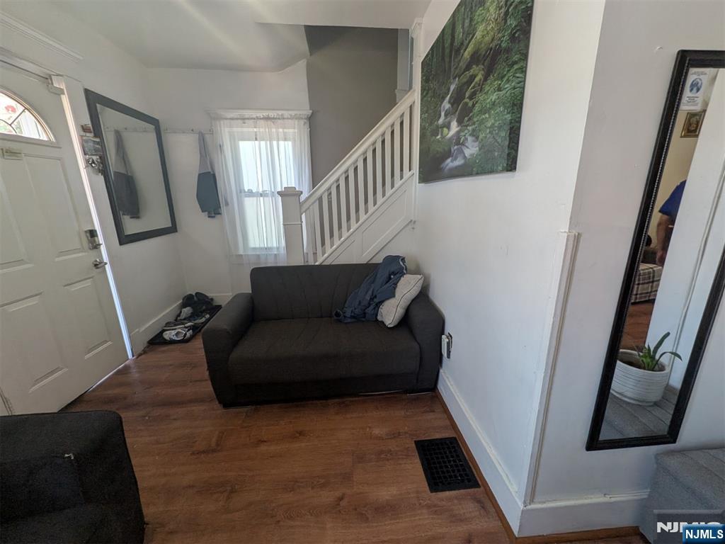 143 Atlantic Street Hackensack, NJ 07601 - Photo 3 of 8