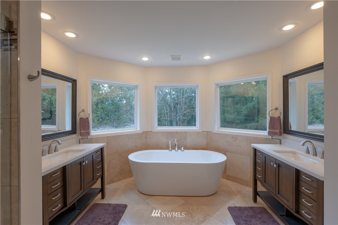 23908 Southeast 243rd Street Maple Valley, WA 98038 - Photo 15 of 33