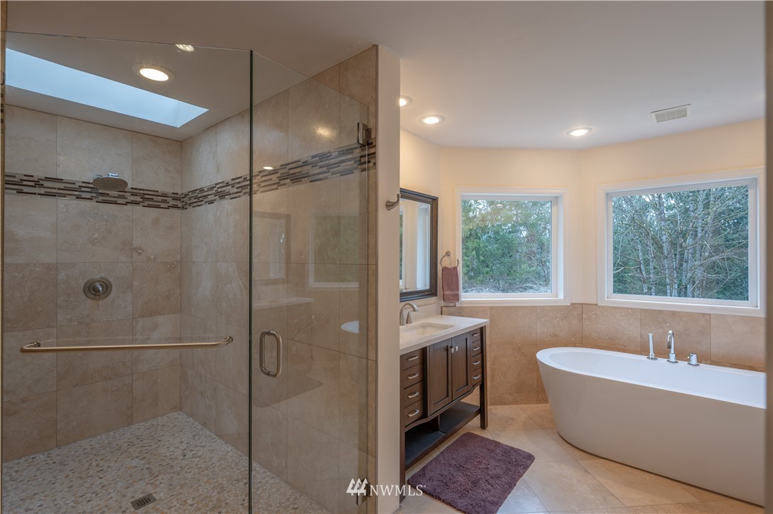 23908 Southeast 243rd Street Maple Valley, WA 98038 - Photo 16 of 33