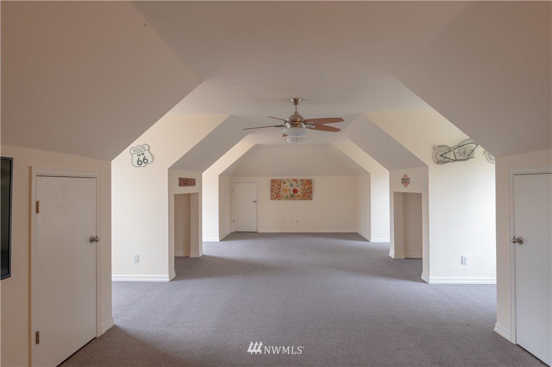 23908 Southeast 243rd Street Maple Valley, WA 98038 - Photo 18 of 33